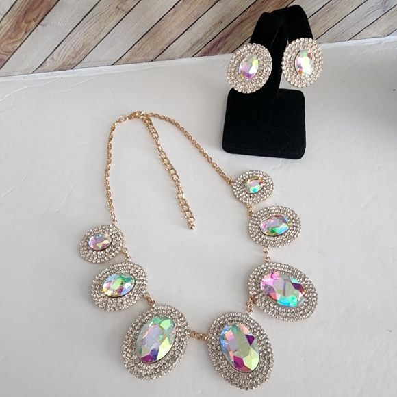 Statement Iridescent AB Necklace Earrings Set - Picture 3 of 9